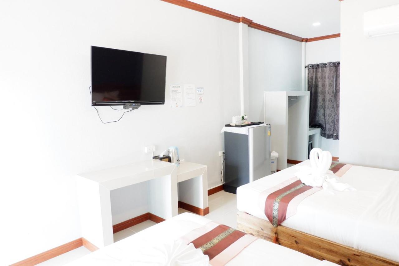 Jarawee Resort Чумфон Екстериор снимка