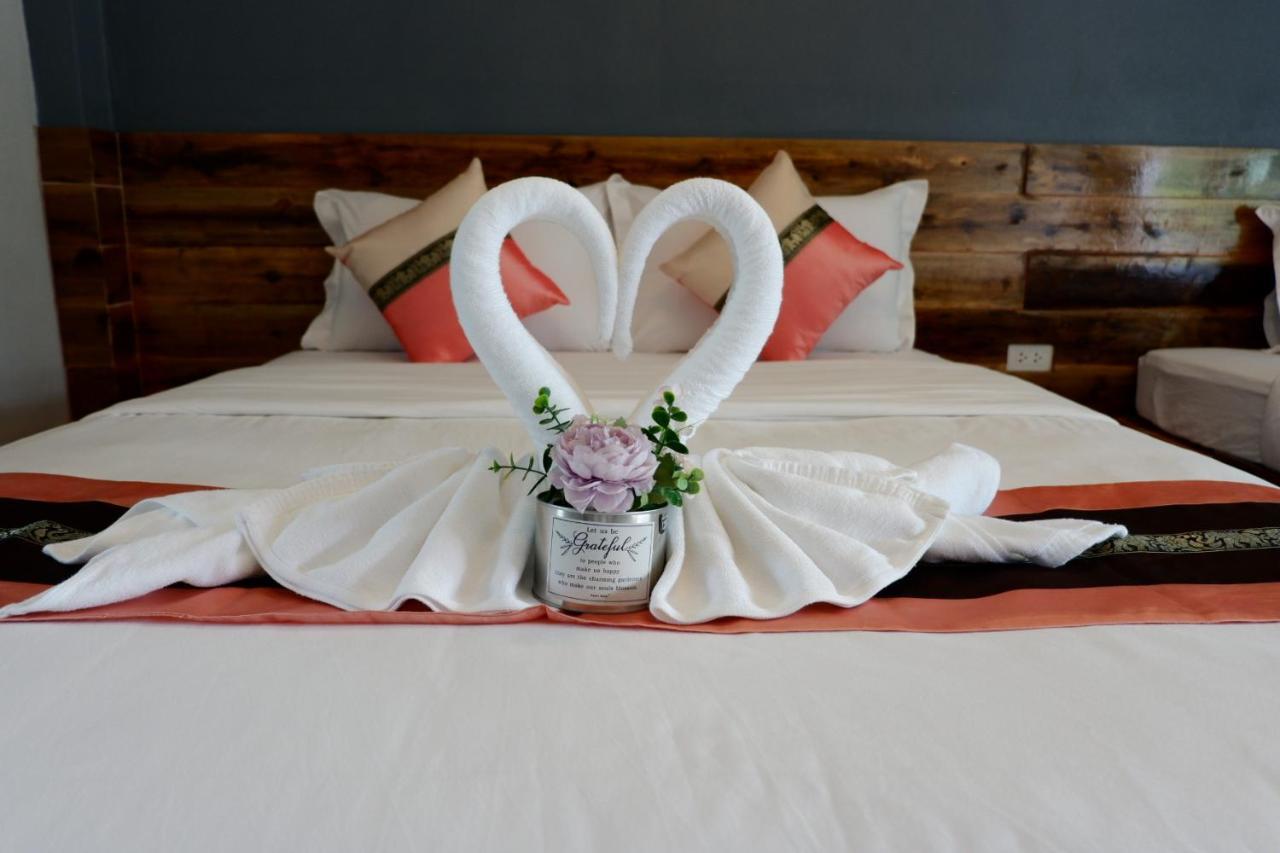 Jarawee Resort Чумфон Екстериор снимка