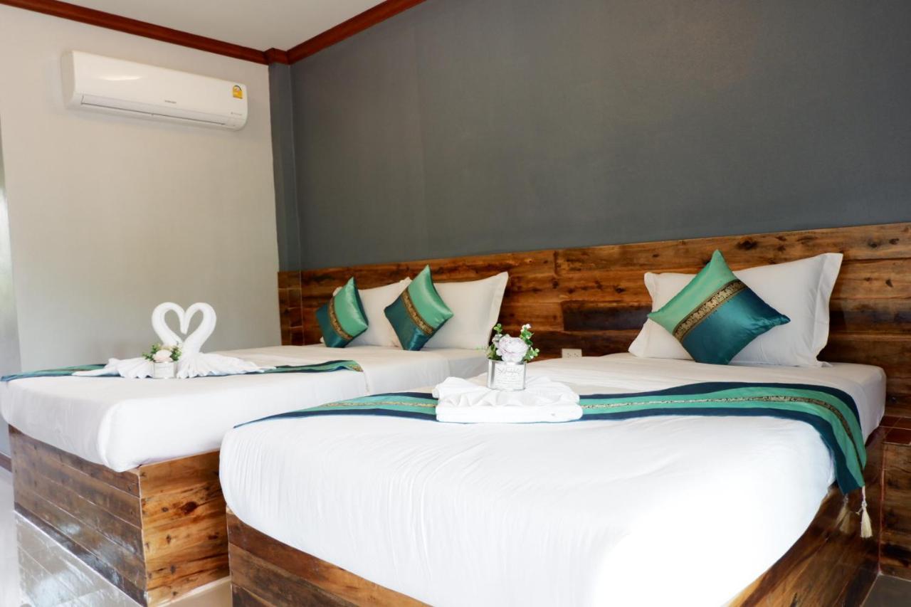 Jarawee Resort Чумфон Екстериор снимка