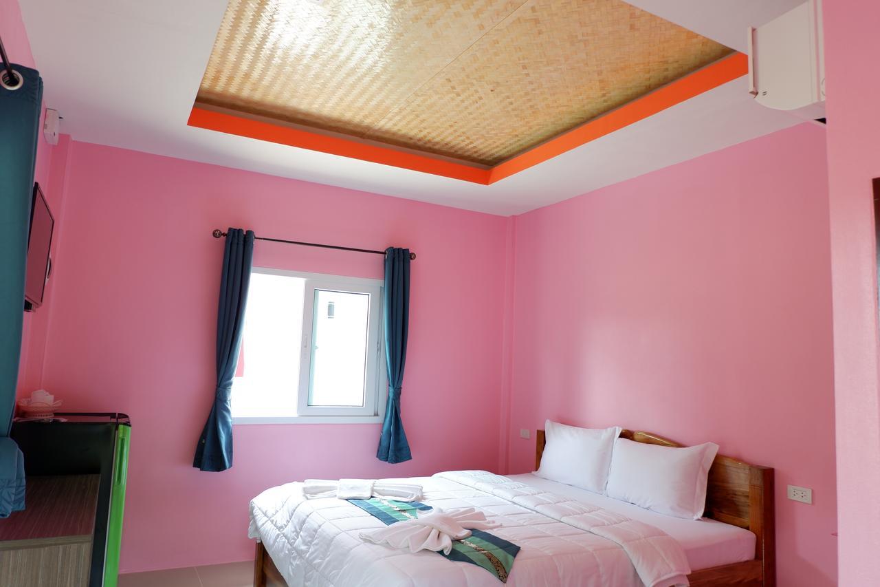 Jarawee Resort Чумфон Екстериор снимка